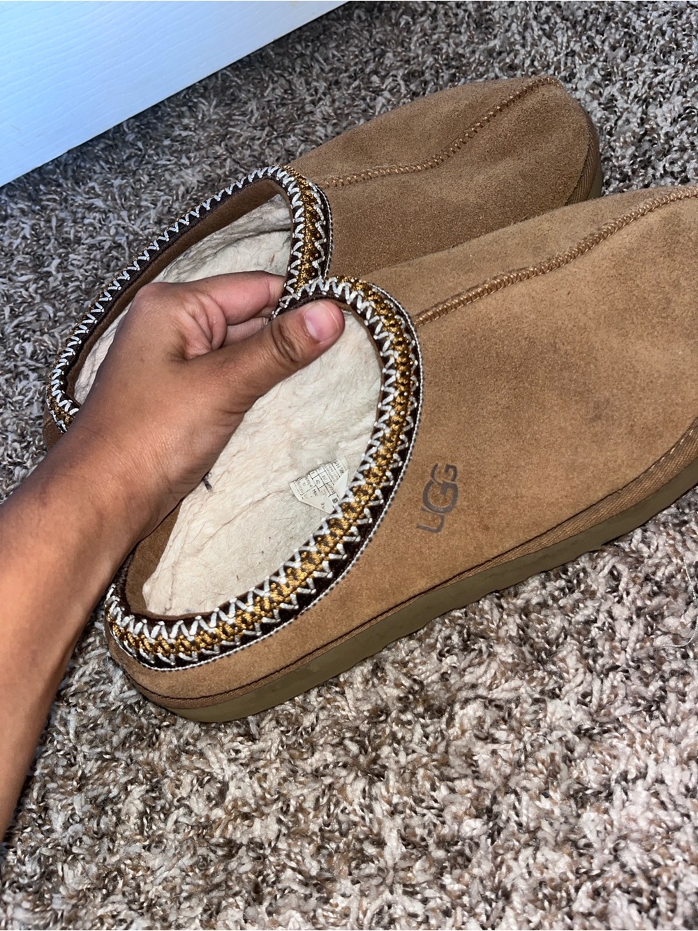 UGG Tasman embroidered shearling slippers shoes size 11 Women’s - Picture 4 of 9